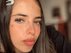 Emmablonde  live sex cam