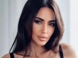 Lara_xo  live sex cam