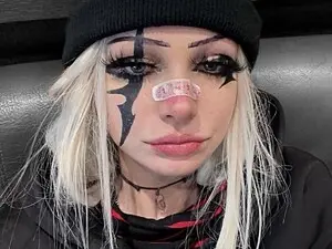 Starbittybbyx  live sex cam