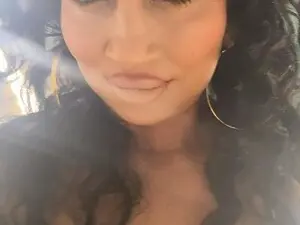 BlackRoxxx  live sex cam