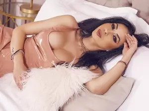 SarraRose  live sex cam