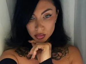 AngelinaRise  live sex cam