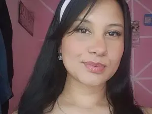 Ali_23  live sex cam