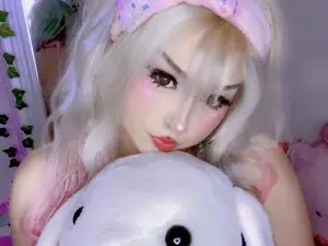 MilkyyyBunny  live sex cam