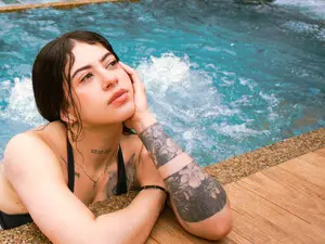 Alicee_Vixen  live sex cam