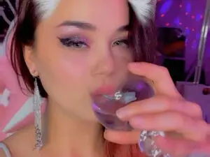 LilyWhite42O  live sex cam