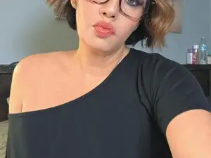 Peachygoddess  live sex cam