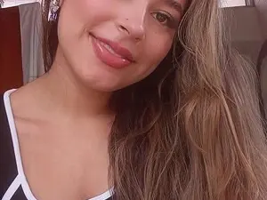 Alessia_blaze  live sex cam