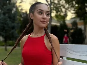 AileenKiss  live sex cam