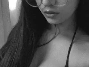 Pe4ch3s  live sex cam