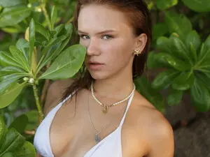 Rue_Lane  live sex cam