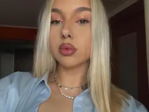 BLONDIEkarina  live sex cam