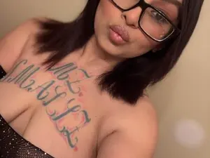 BaddieDiamond  live sex cam