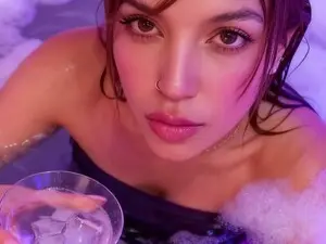 Melani_cute  live sex cam