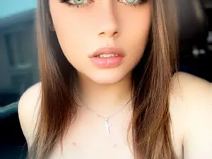 NikoleDoc  live sex cam