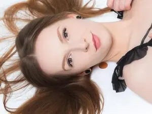 Skyewatson  live sex cam