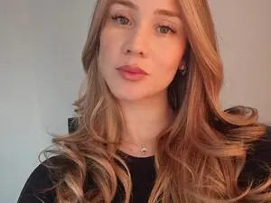 HazelRadiance  live sex cam