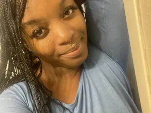 BlaqueBarbie  live sex cam