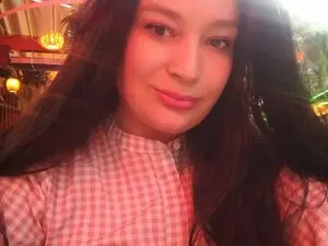 ElenaTroyy  live sex cam