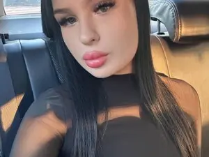 BrunettLady  live sex cam