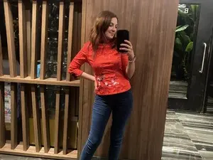 Mellyboo  live sex cam