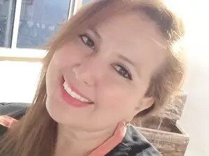 Aliscesmild  live sex cam