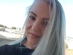 Alythea  live sex cam