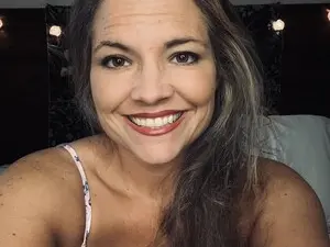 TaraGirlnextdoor  live sex cam
