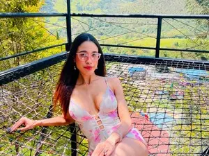 Brinne  live sex cam