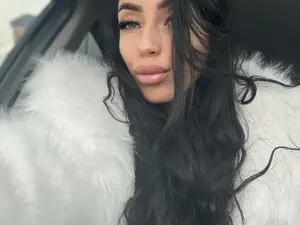 Velvetlunamf  live sex cam