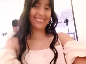 Moonlunita_17  live sex cam