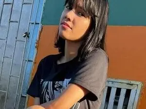 Yunablack  live sex cam