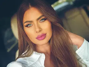 CharmingKitty  live sex cam