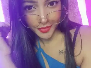 Julia_07  live sex cam