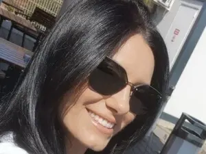 MissBee  live sex cam