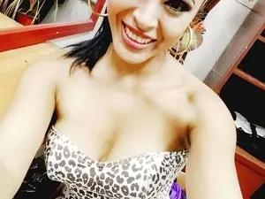 Ms_freya  live sex cam