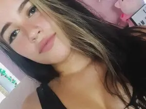 Arishott  live sex cam