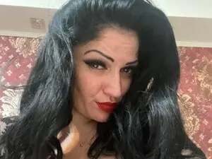 Cruella__  live sex cam