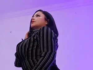 Throat_Lover  live sex cam