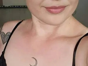 Marcelina  live sex cam