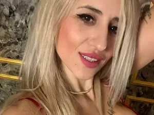Sweetfantasyx  live sex cam