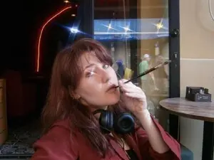 Margo_Q  live sex cam