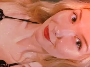 Peachyk33n  live sex cam