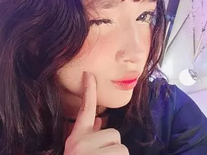 Parismorelli  live sex cam