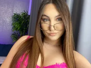 ValentinaMonroe  live sex cam