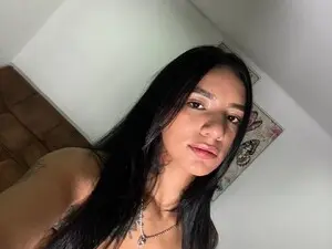 Dulcee_mariia  live sex cam