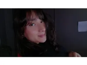 Ninaloaiza  live sex cam