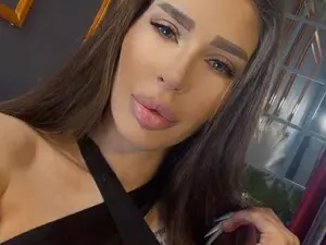 Burgundymuse  live sex cam