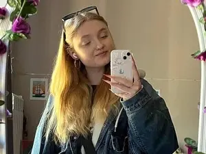 SweetmiMia  live sex cam