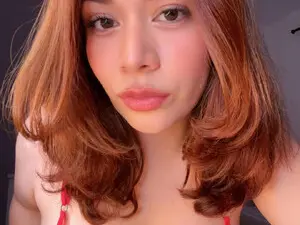 Ivonnyy  live sex cam